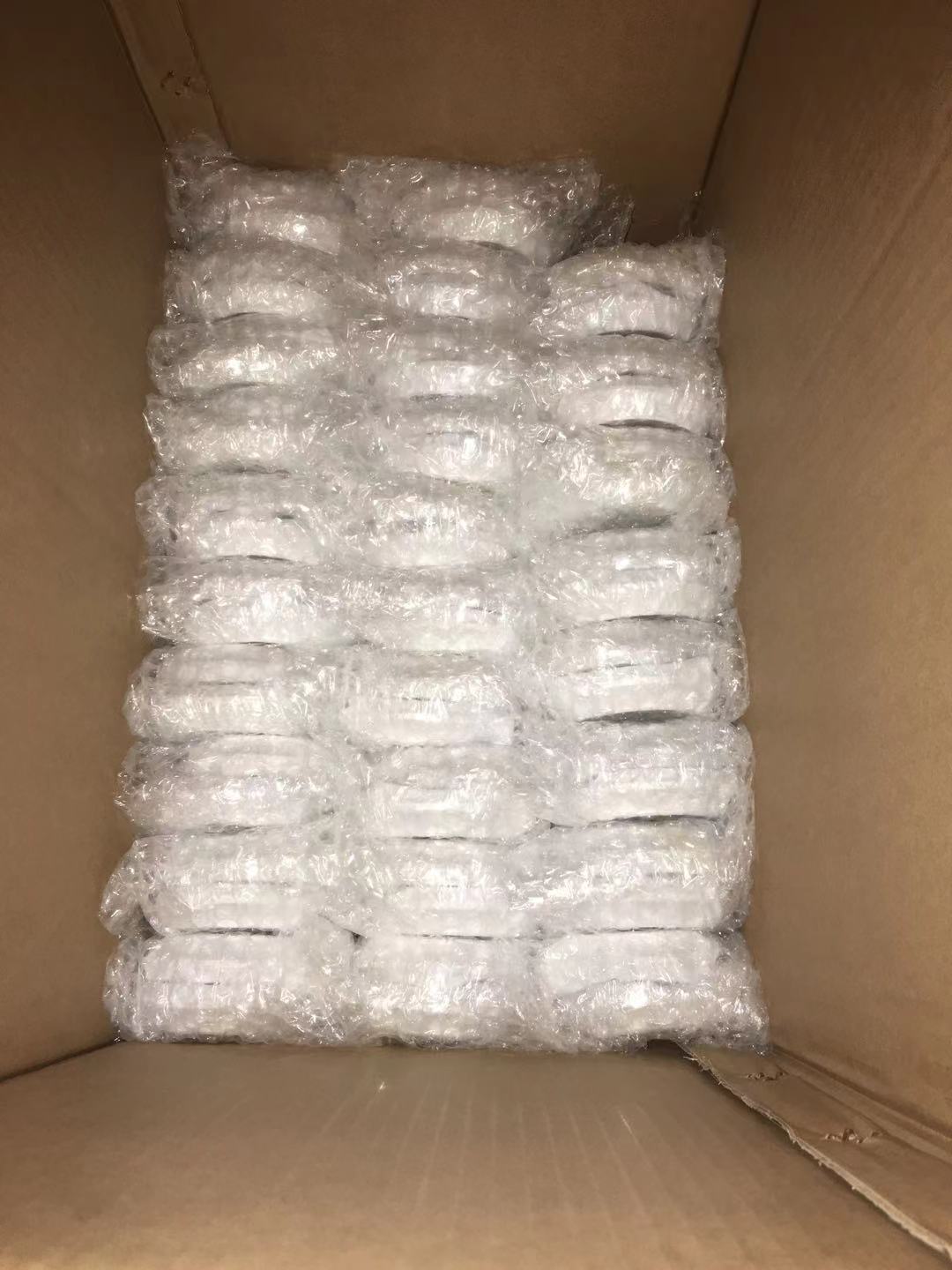 packing paper and bubble bag.jpg packing paper and bubble bag.jpg