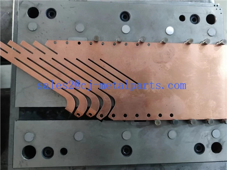 판금 스탬핑 다이